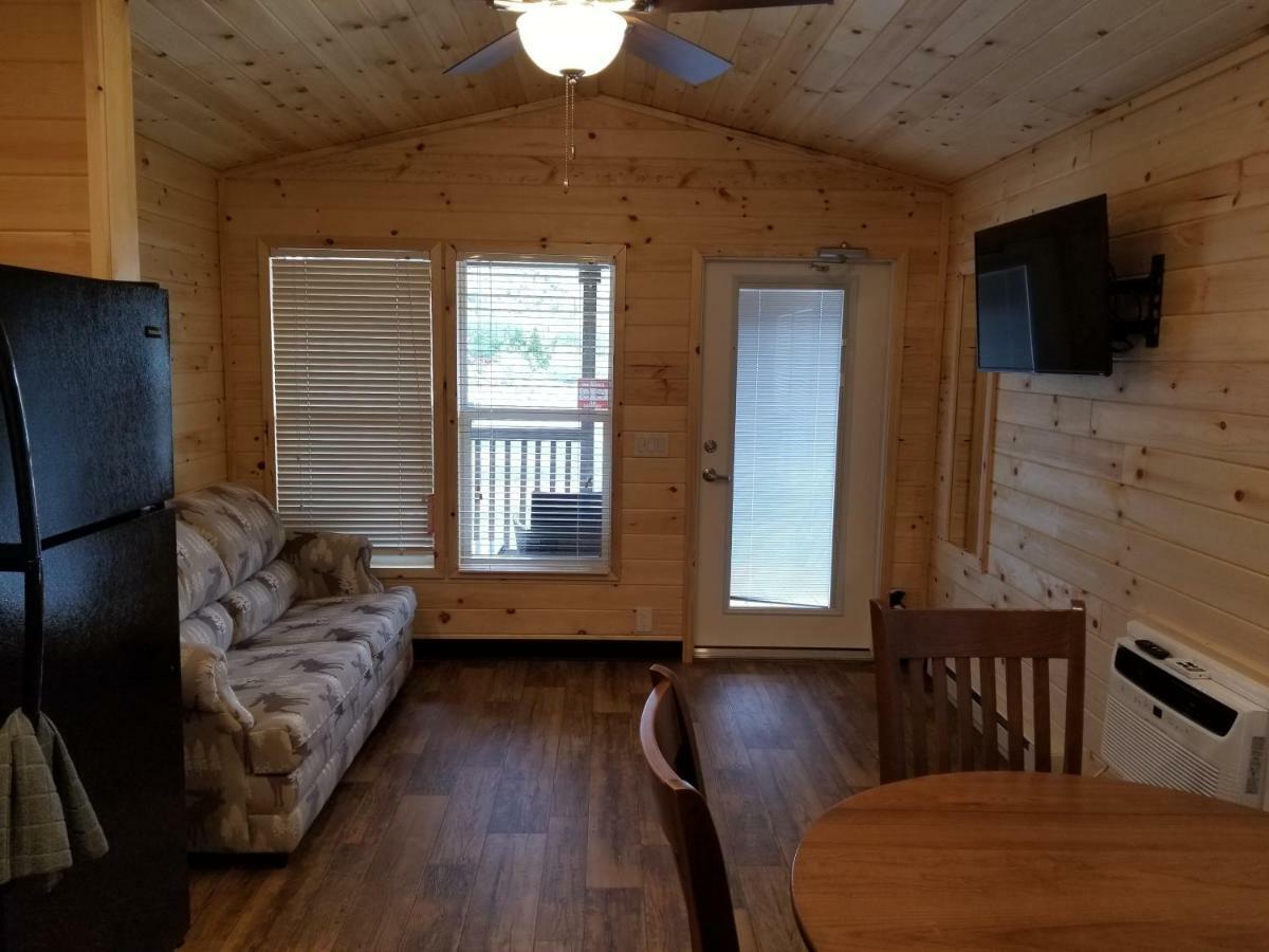 Castle Gate Rv Park Hotel Helper Exterior photo